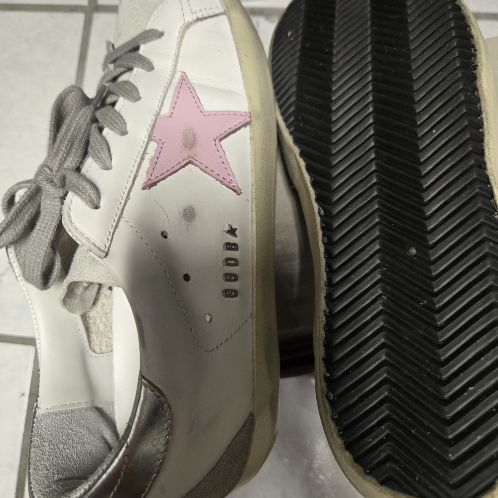 Golden Goose Women's Sneakers - White with Pink Star Excellent Condition - Picture 4 of 7